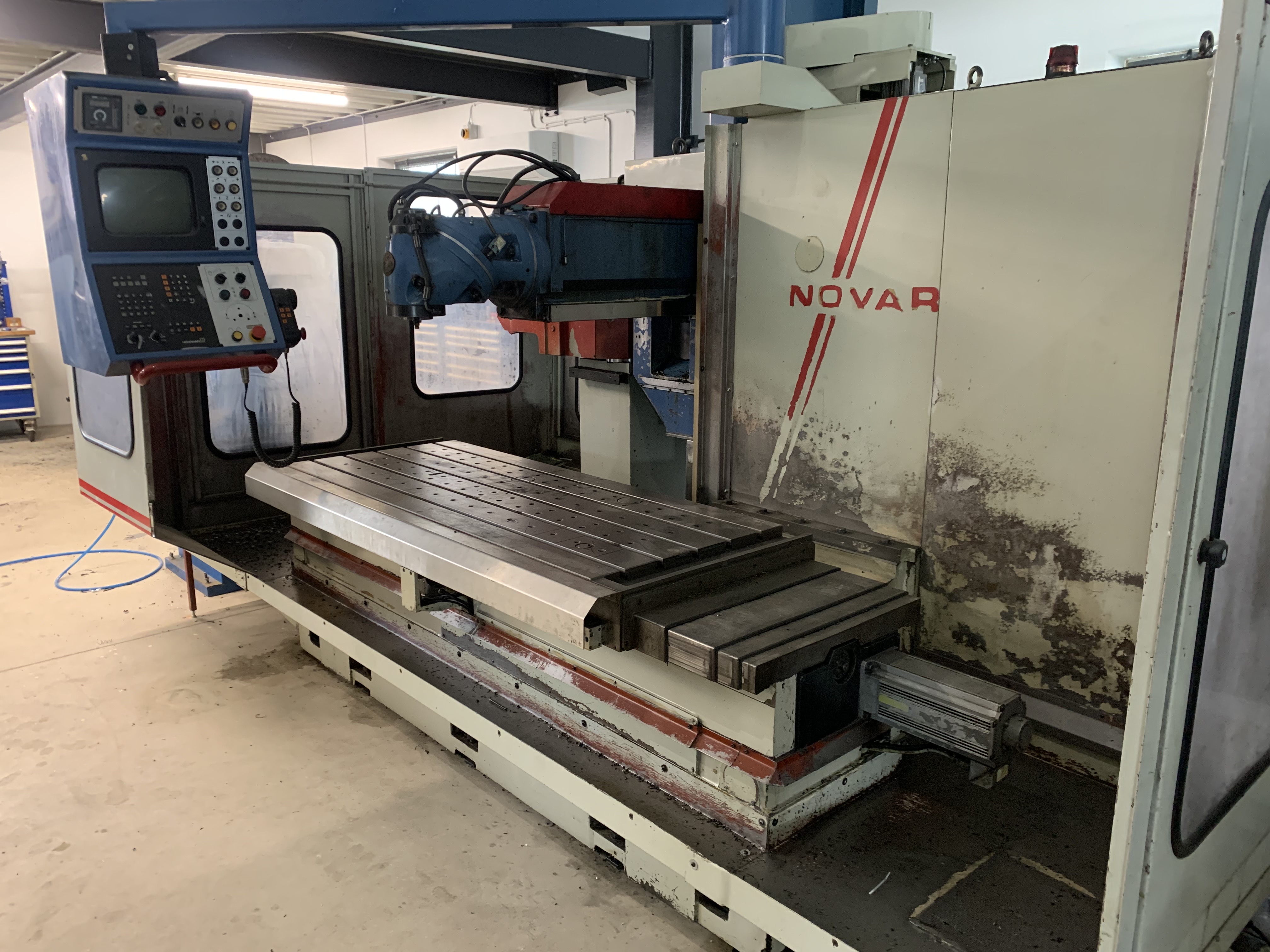 Fraiseuse cnc à banc fixe Novar 1700 cnc