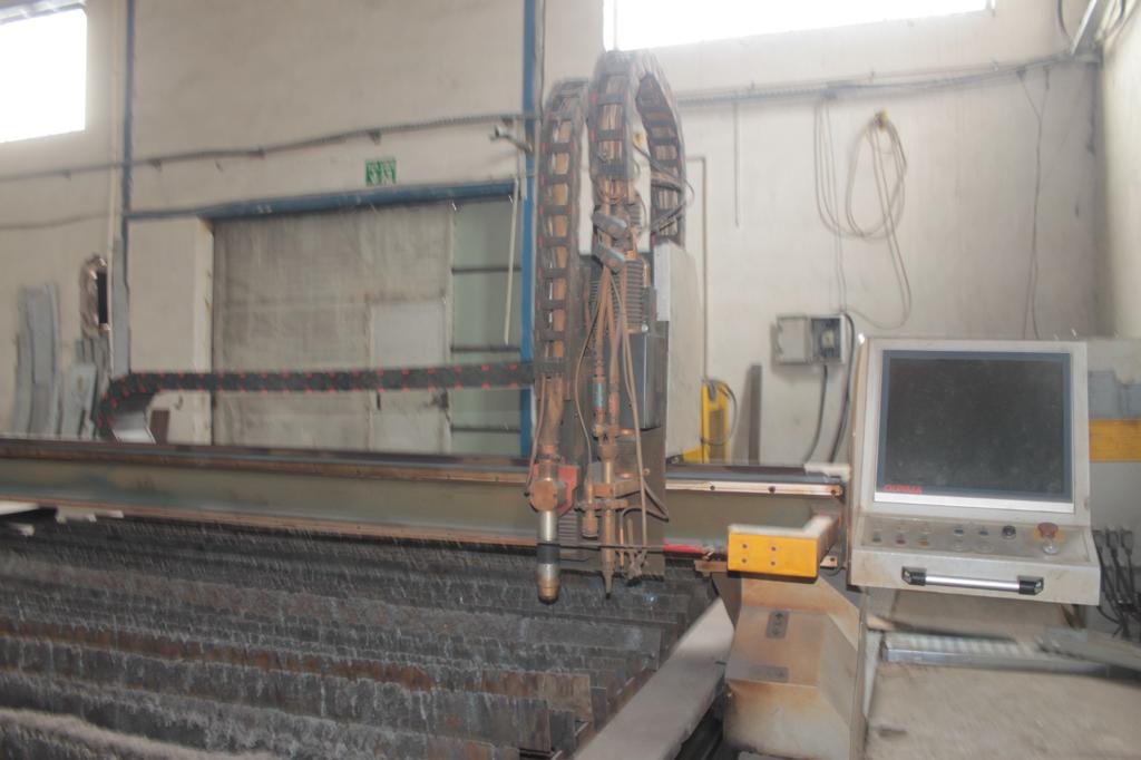 Machine de découpe plasma / gaz Durma PL-C 3060