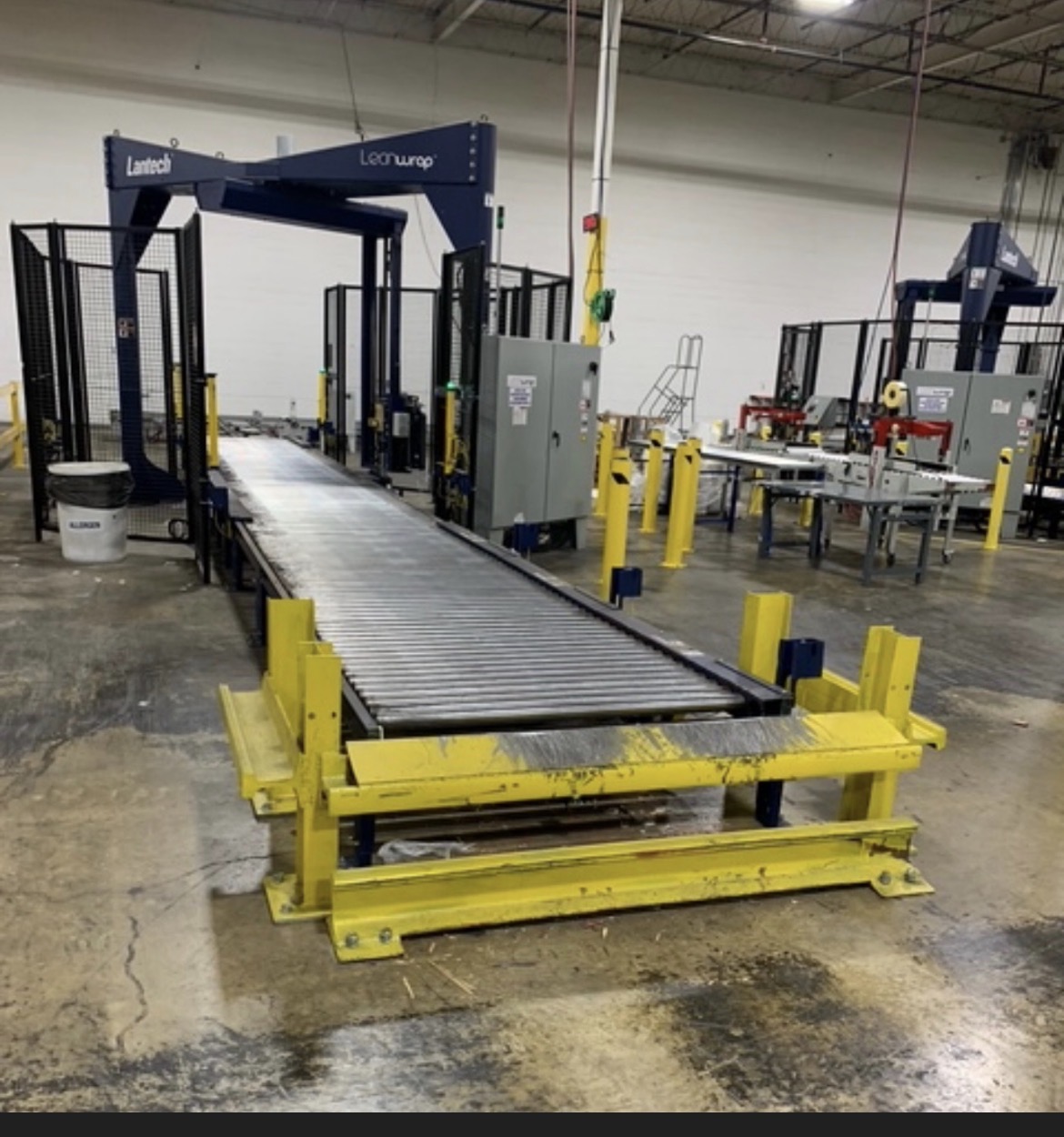 Machine Lantech SLA (LeanWrap automatic straddle-style system)