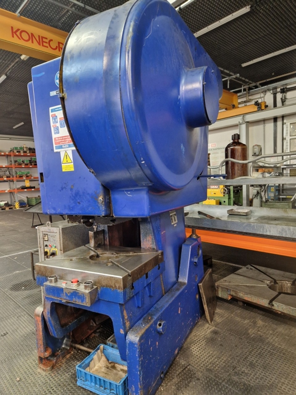 Presse excentrique SMERAL LEN 63 C