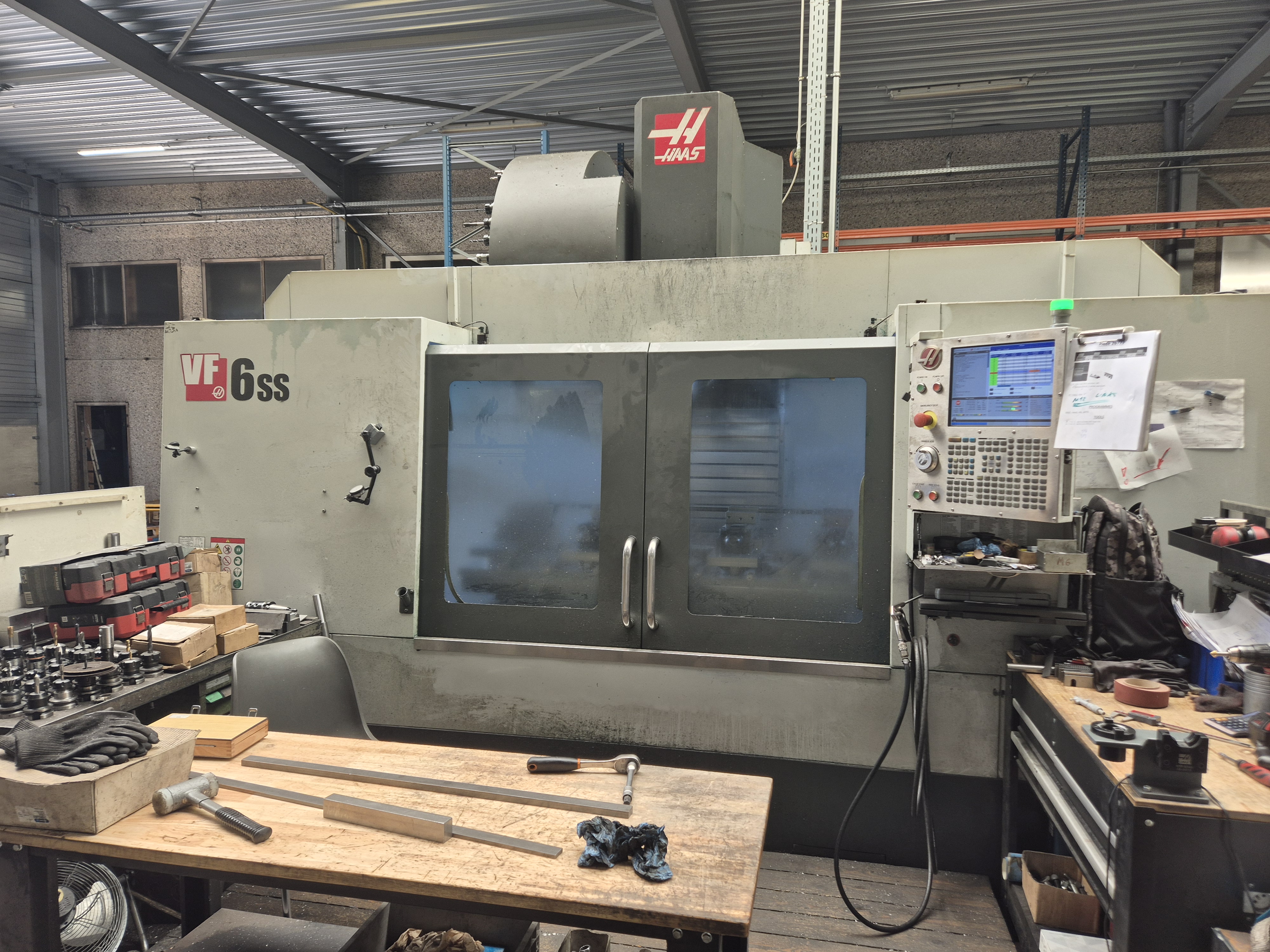 Centre d'usinage vertical Haas VF6SS