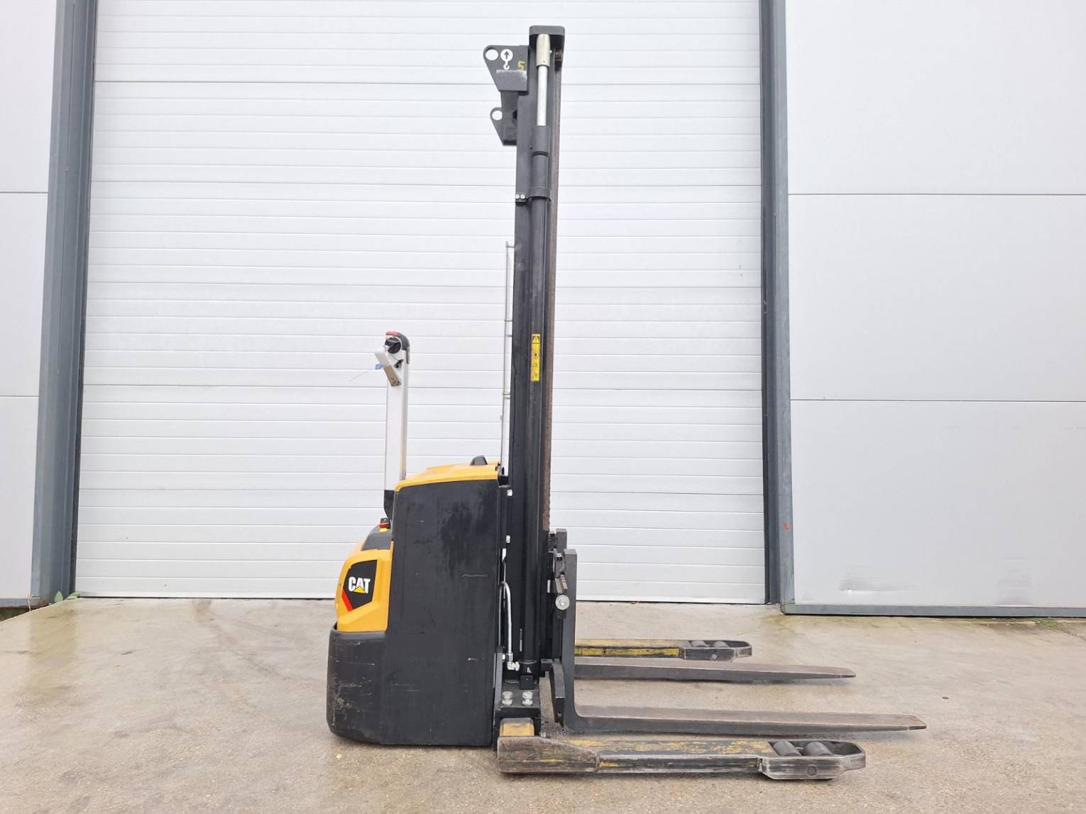 Gerbeur Caterpillar NSP16N2S