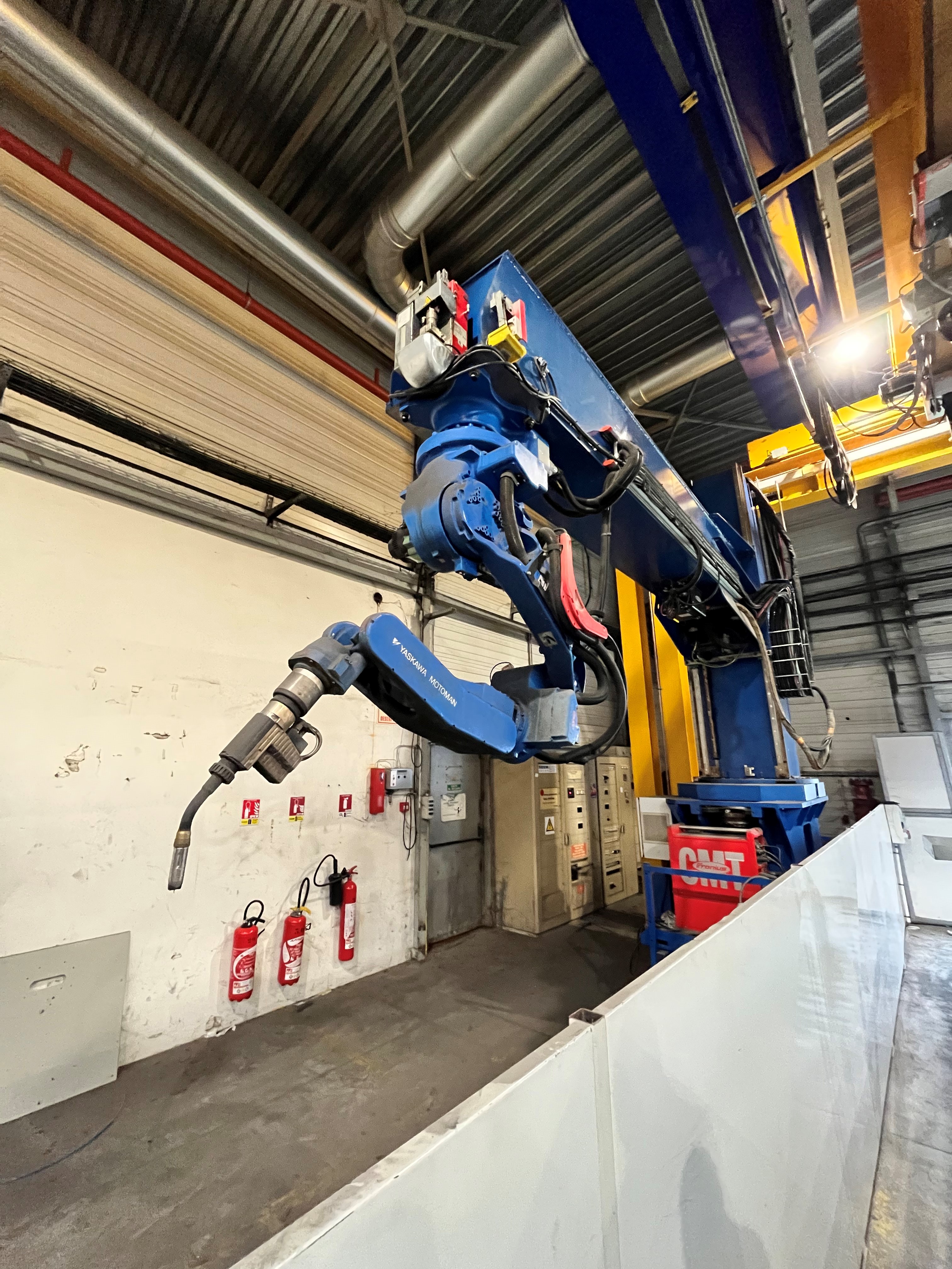 Appareil à souder MOTOMAN YASKAWA MAG MA1800