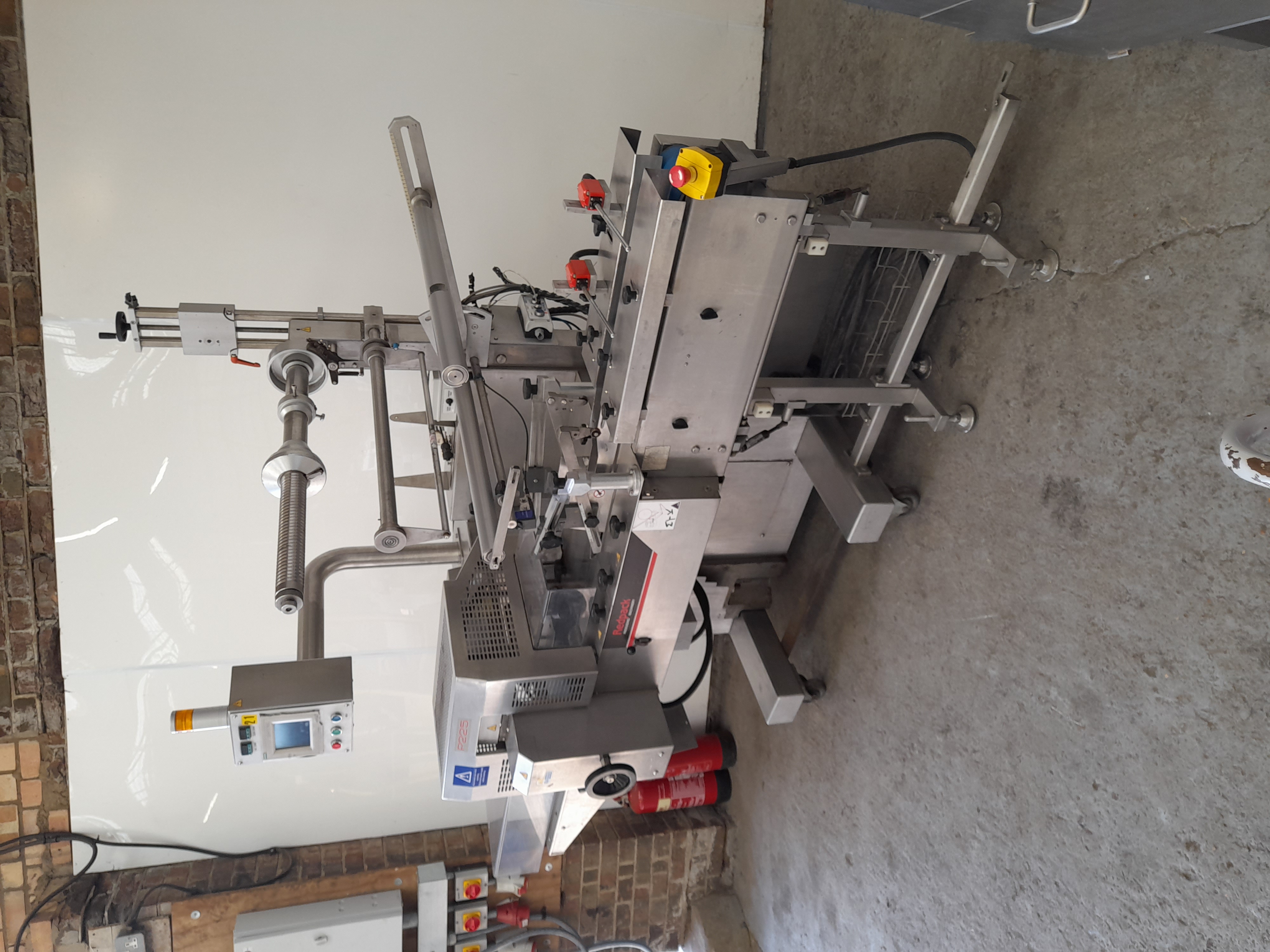Ensacheuse flowpack Redpack P225E L.H