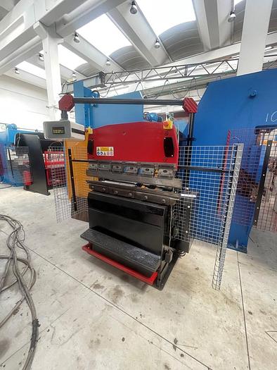 Presse plieuse SCHIAVI 1200x25