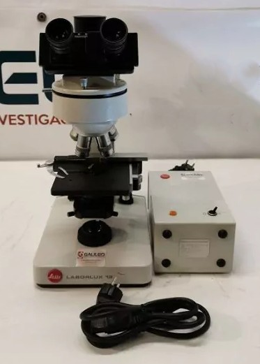 Microscope Leitz Laborlux 12