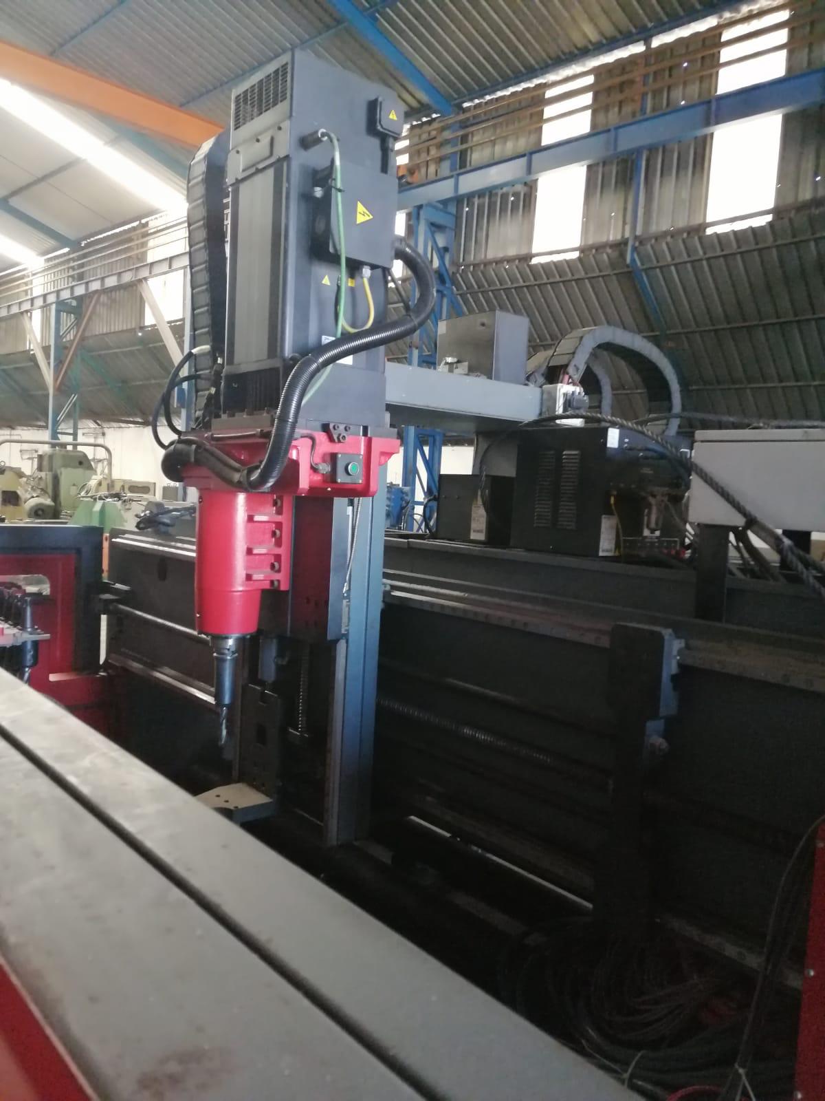 Machines CNC d'oxycoupage et de perçage Hot deal
