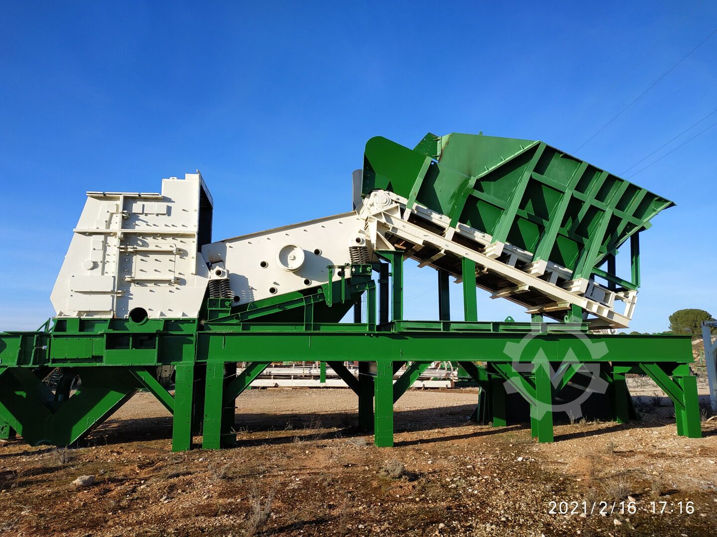 Crushing equipment Babbitless 1700x1400