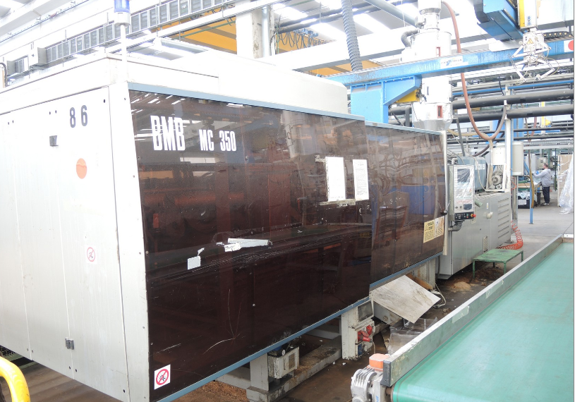 Presse à injecter BMB KW1000/9000