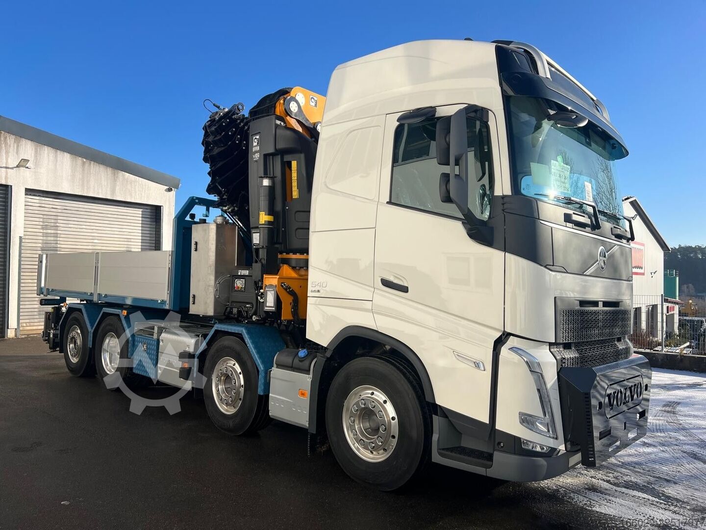 Heavy-duty truck VOLVO FH 540 8x2 EFFER Kran JIB IQ.1200 HP. E-9