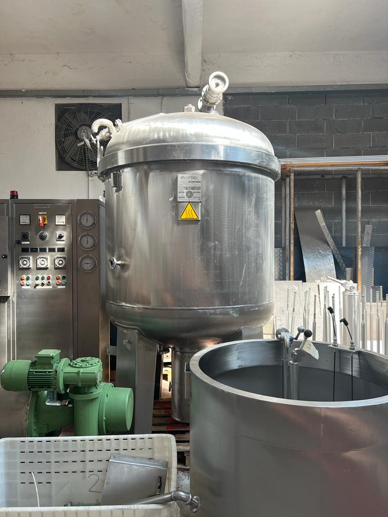 Cuve Master AM 250