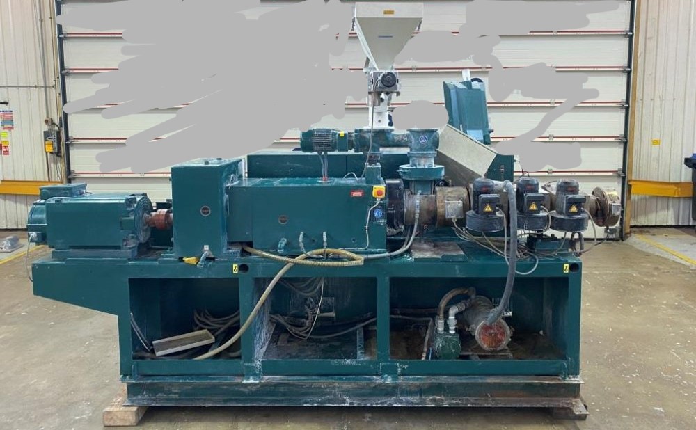 Extrudeuse bivis Battenfeld-Cincinnati CM55