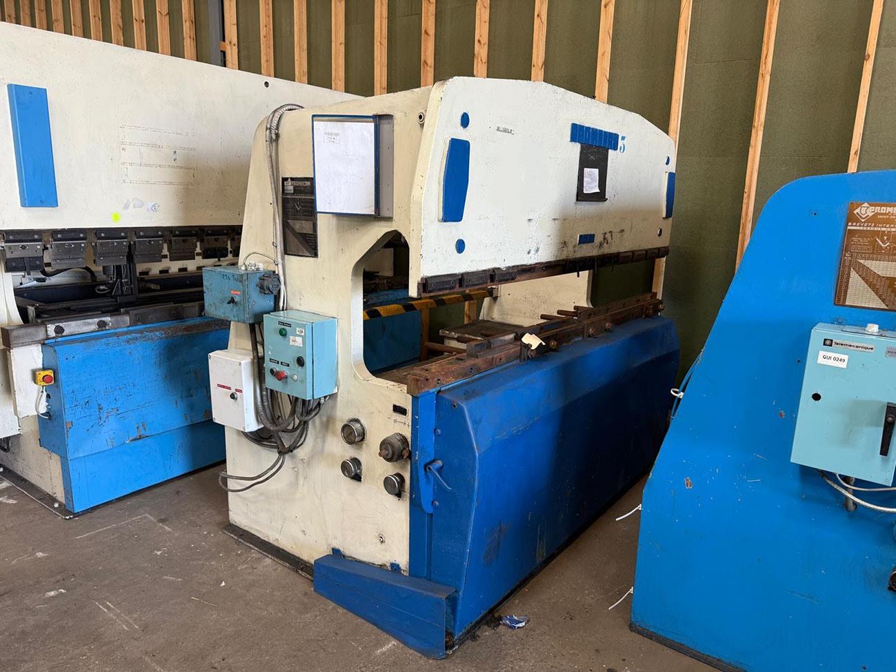 Presse plieuse Amada Promecam RG 80 ton x 2500 mm