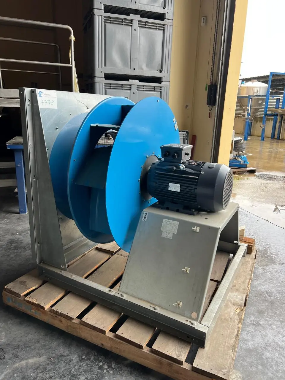 VENTILATEUR TECNIFAN TPF-1000-NPL-CL1-MH-11,0KW/6P/IE3 UTILISÉ