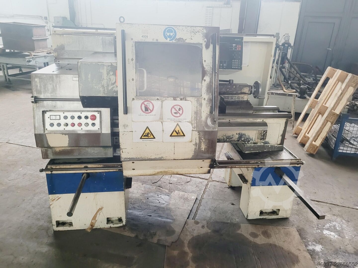 Cycle-controlled lathe WEILER E 35