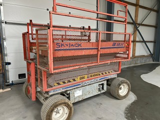 Élévateur à ciseaux Skyjack - 10 m - SJ III