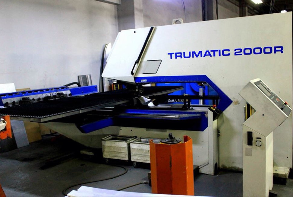 Poinçonneuse à cnc Trumpf Trumatic 2000R Faible nombre d'heures
