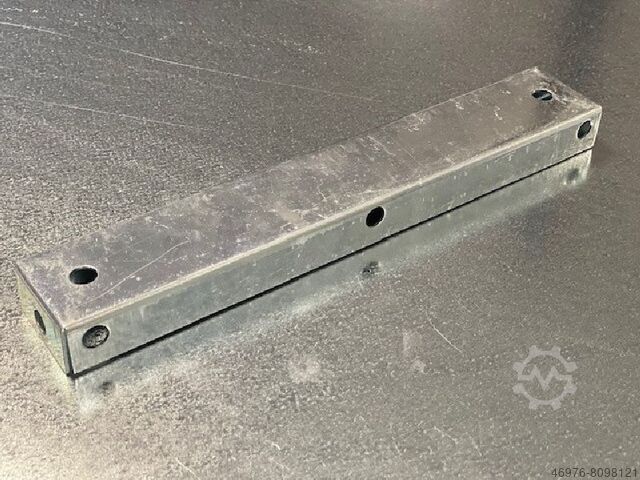 U collision protection corner ram protection corner Höhe 350 mm/ Gesamtbreite: ca. 200 mm/ Innenbreite: ca. 160 mm