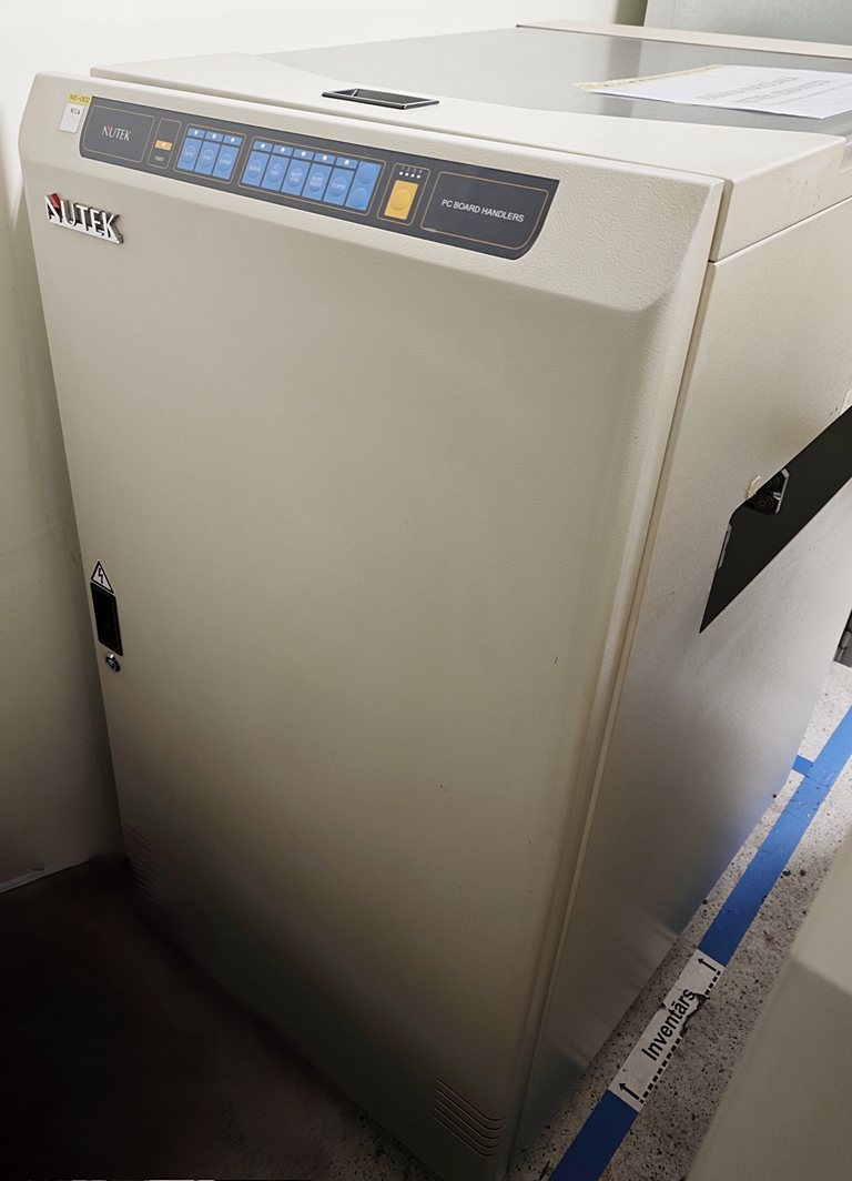 Machine de fabrication et assemblage de circuits imprimés NUTEK NTM310IXL