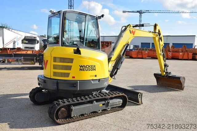 Mini excavator Kubota Minigraver U10-5 graafmachine NIEUW! Met bakken