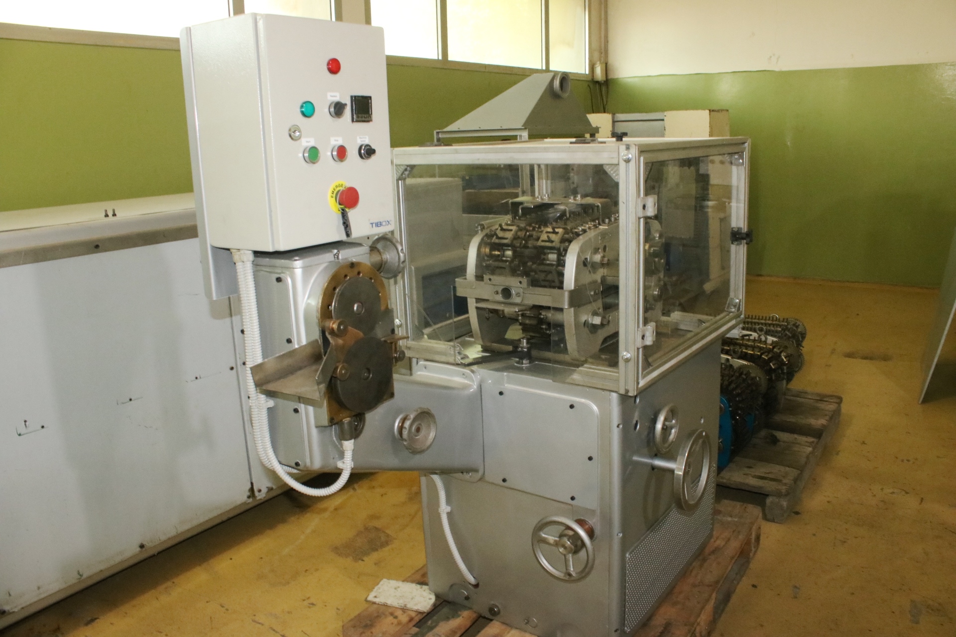 Machine pour la confiserie Nuova Euromec 90AP/NR