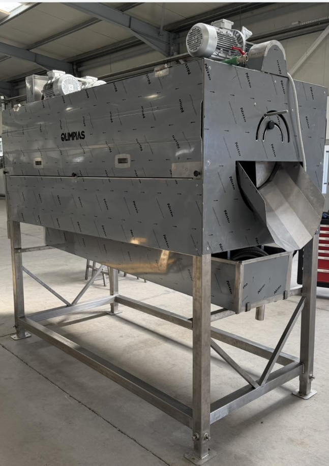 Éplucheuse de pommes de terre Olimpias 1 000 kg/h - Machine pour la découpe, le lavage et le blanchiment des fruits et légumes