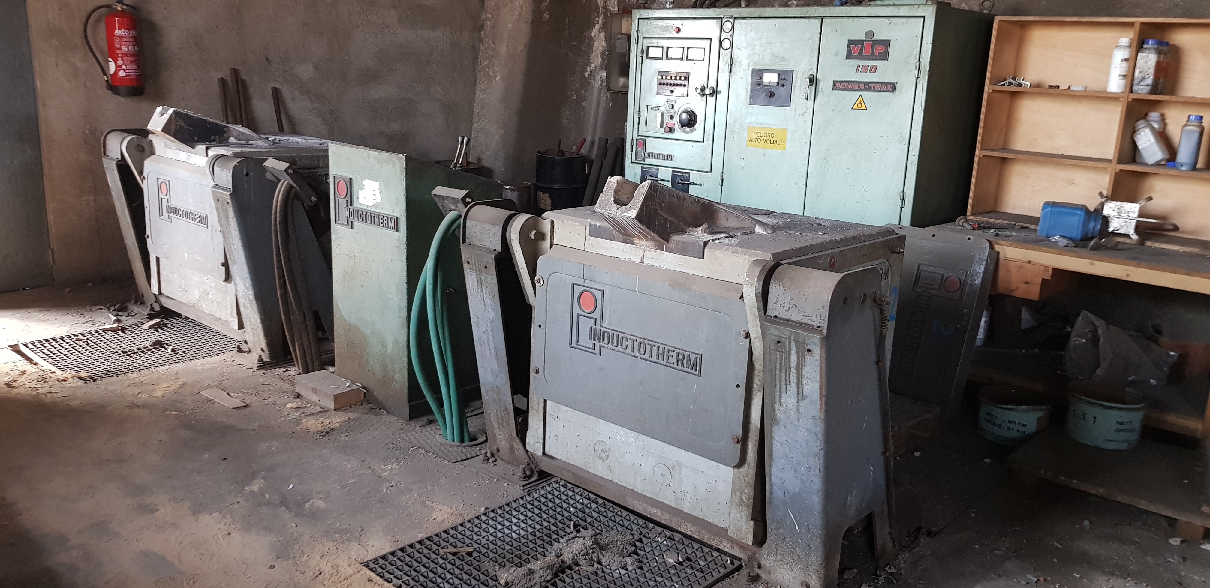 Four de fonderie INDUCTOTHERM POWER TRAK 150