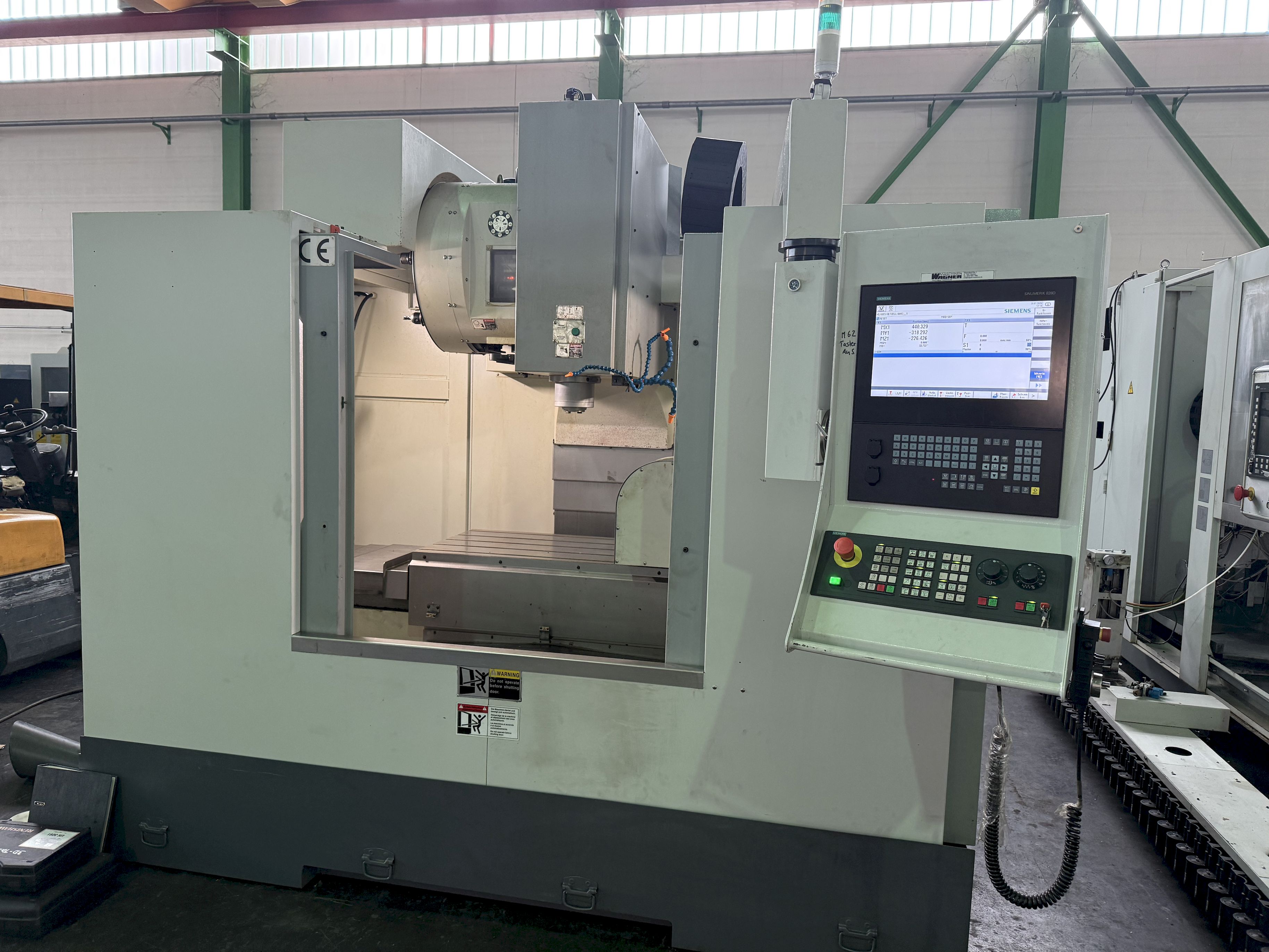 Centre d'usinage vertical Wagner WMC 1100