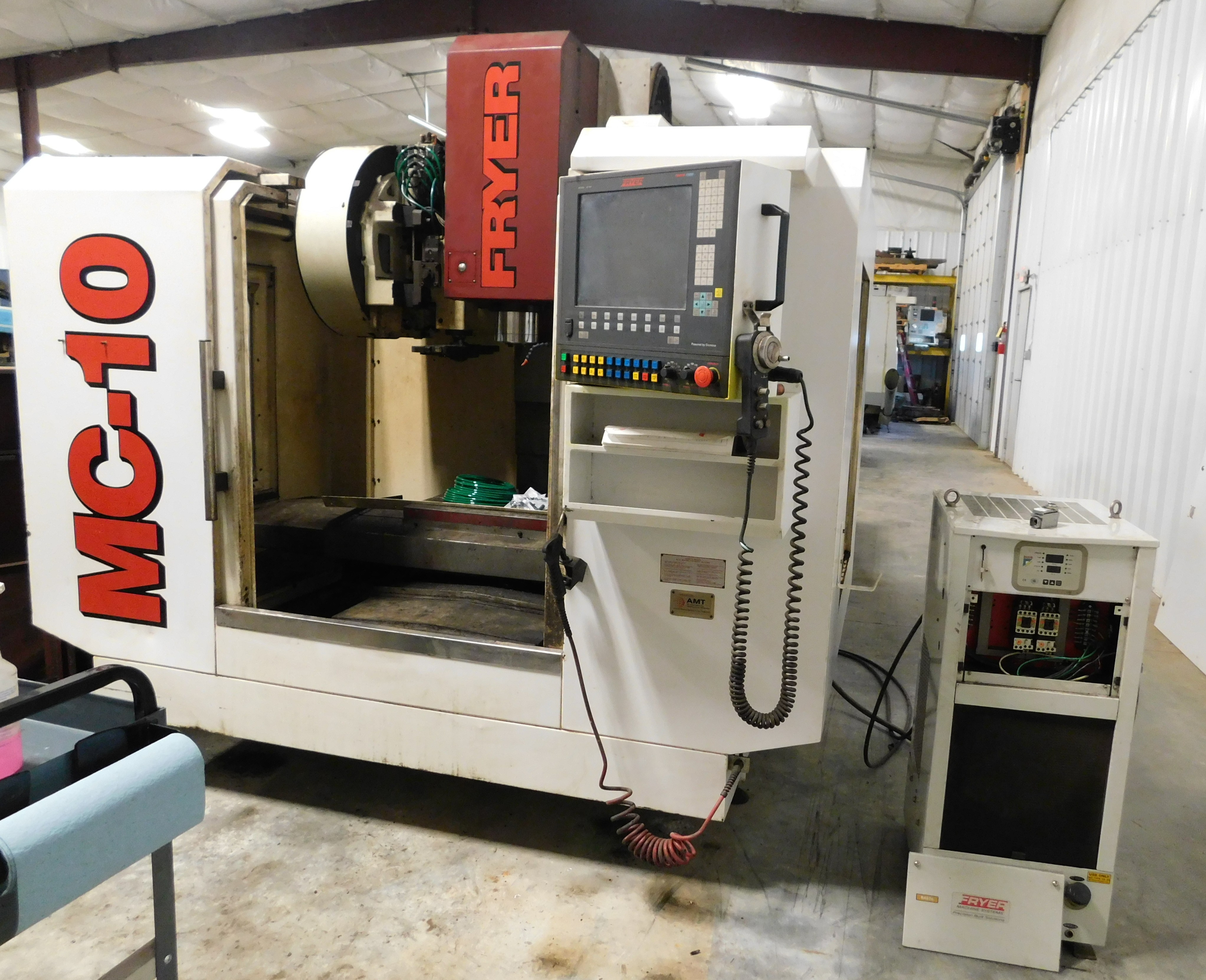 Centre d'usinage vertical 2010 Fryer MC10