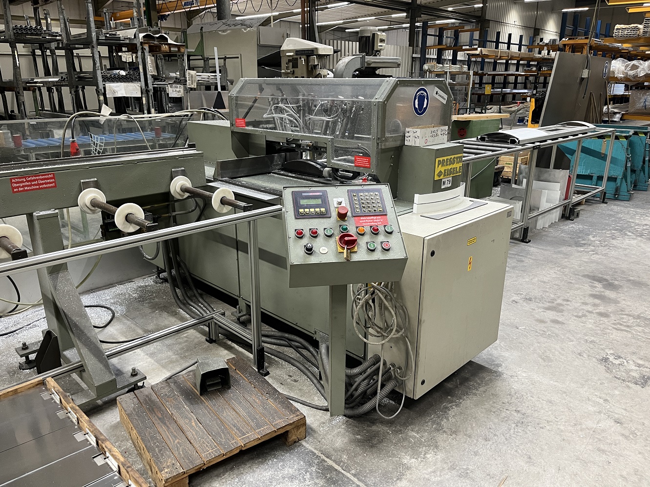 Centre d'usinage à bois cnc Pressta Eisele LGS 1