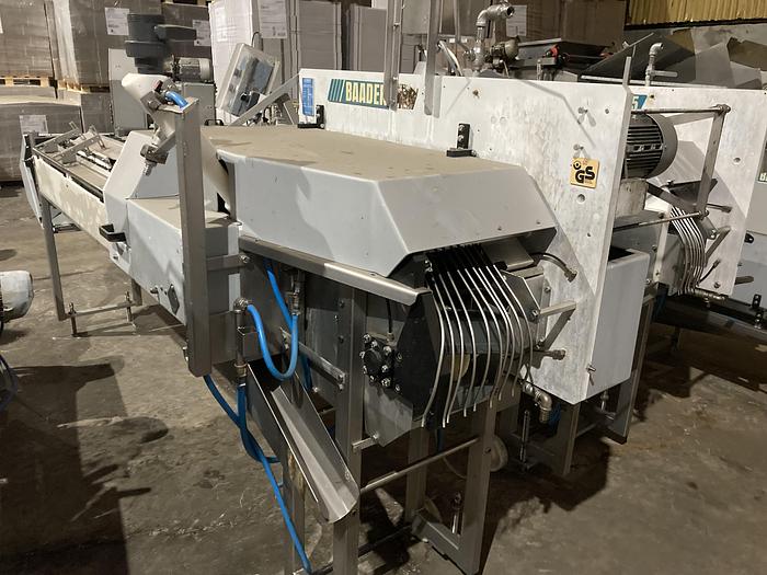 Machine à dépiauter BAADER Filleting lines for herings and mackarel