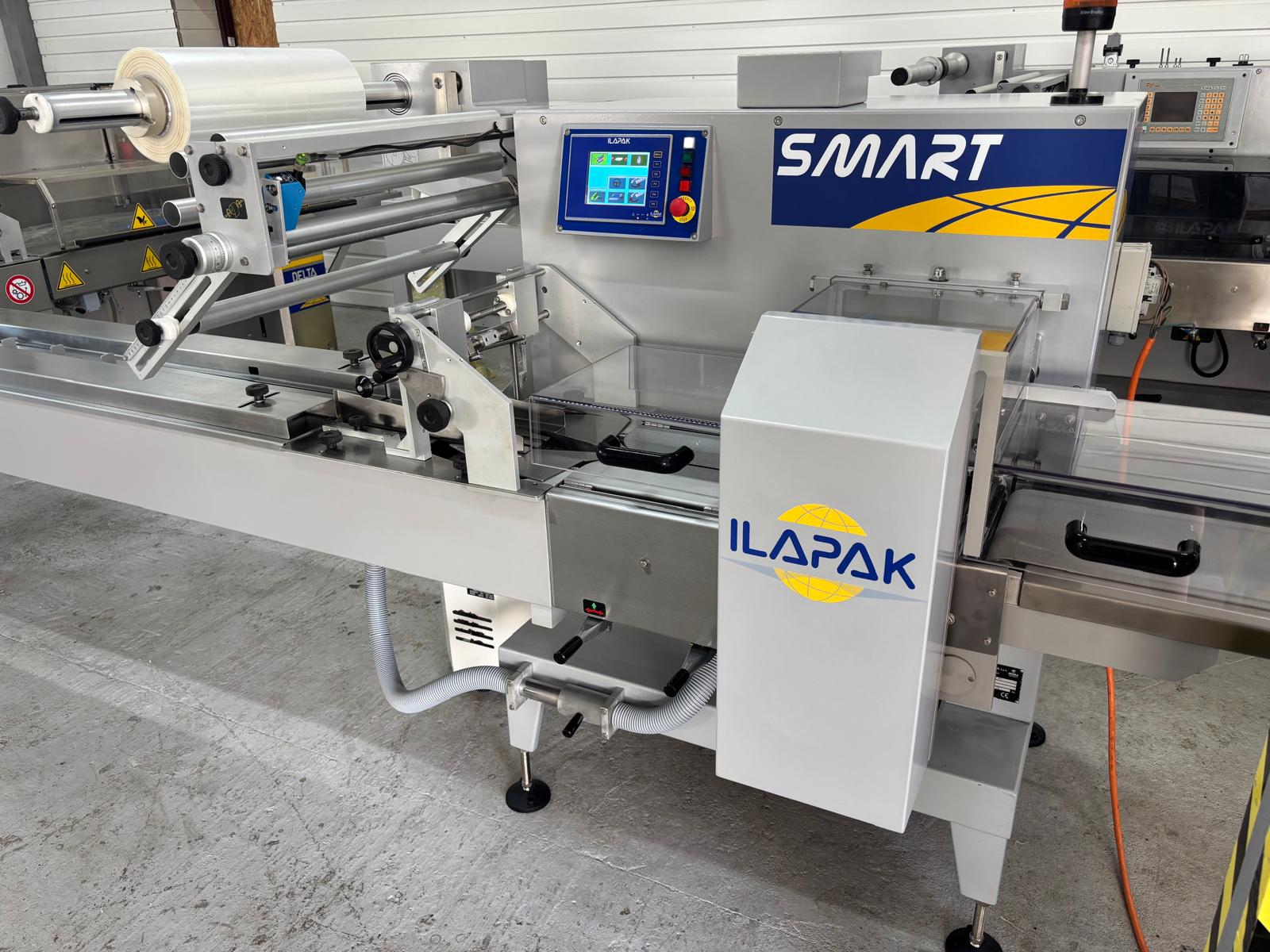 Ensacheuse flowpack Ilapak Smart Carrera