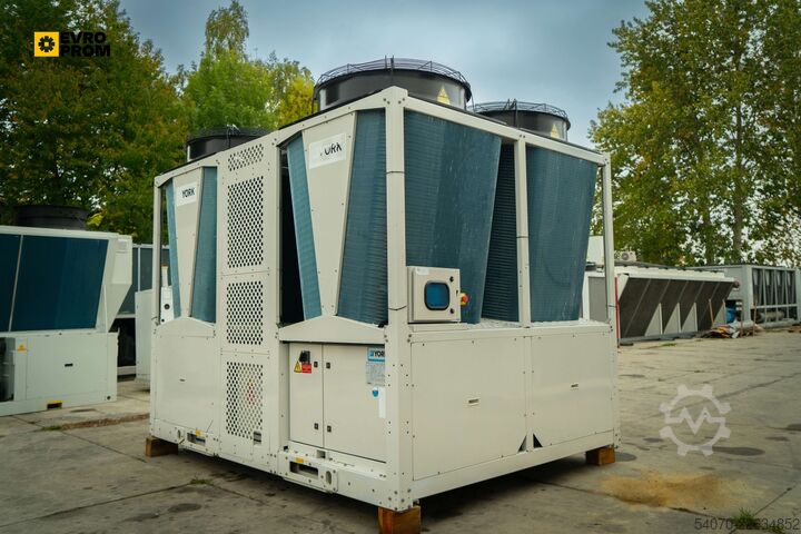 Chiller / Heat pump New Industrial Chiller / Heat pump YORK 254/186 KW | With warranty