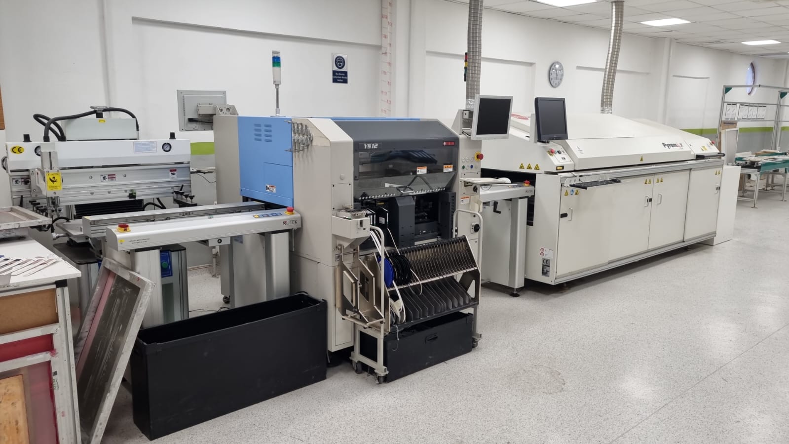 Machine de placement Yamaha YS12