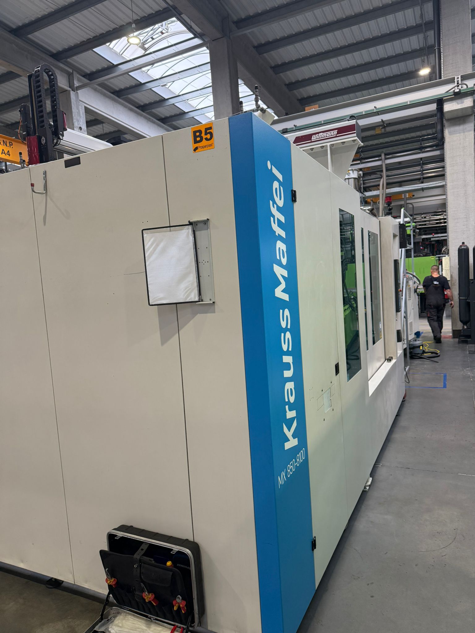 Presse à injecter Krauss Maffei KM 850-8100 MX