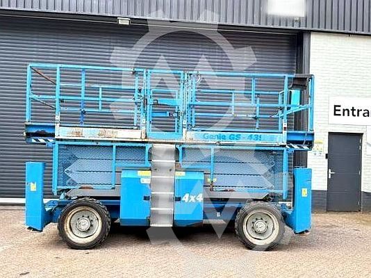 Scissor lift Genie GS-5390 RT