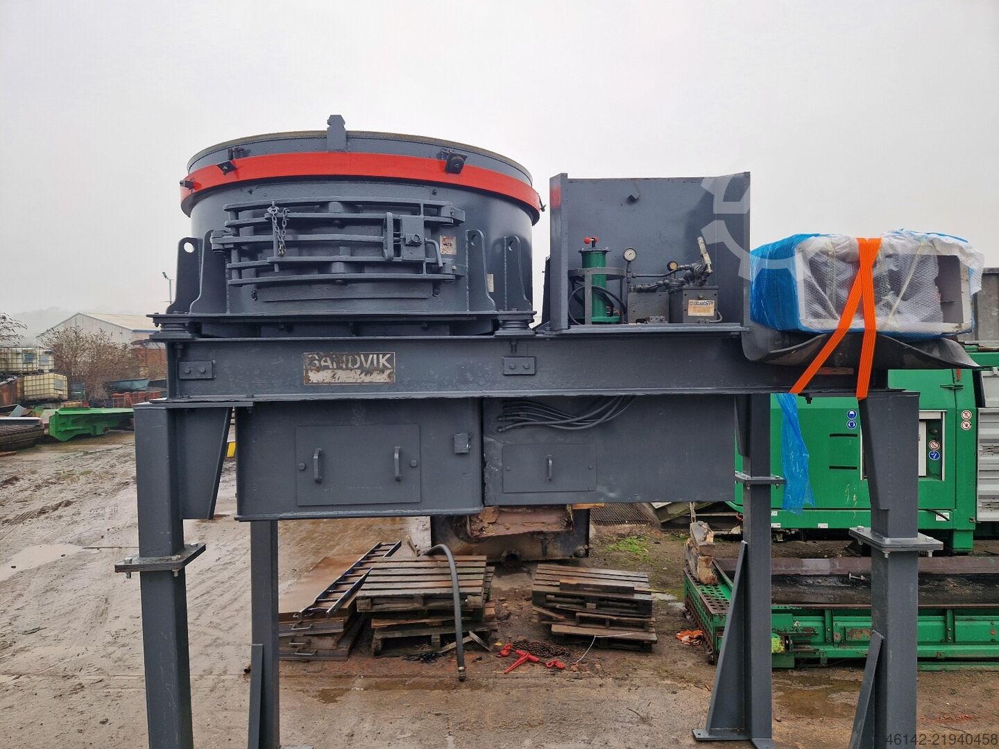 Crushing unit Sandvik CV217 VSI Crusher