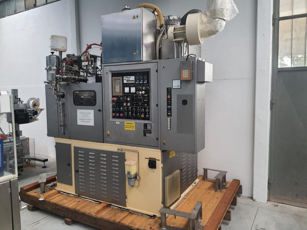Ligne de formage remplissage operculage Rommelag 3012