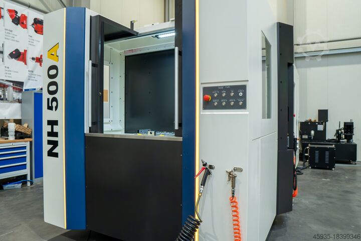 Machining center YCM NH500A