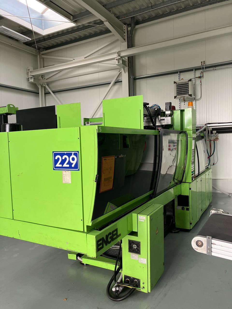 Presse à injecter Engel ES 1050/200 HLST