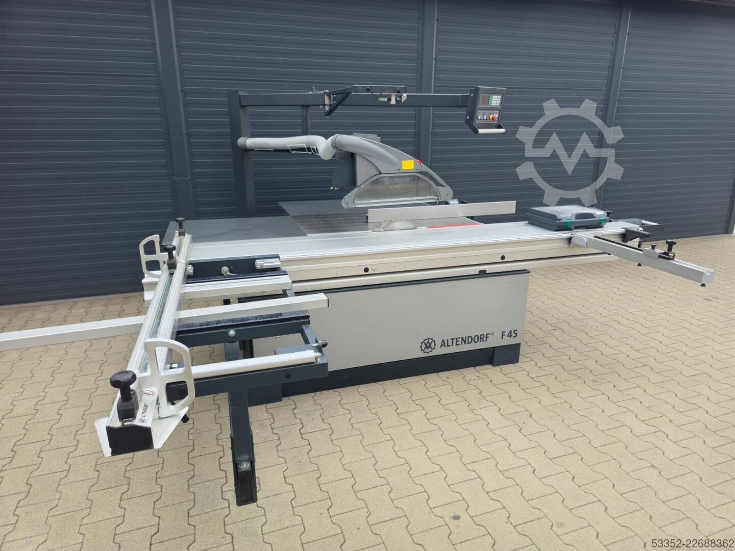 Sliding table saw Altendorf F45 ProDrive