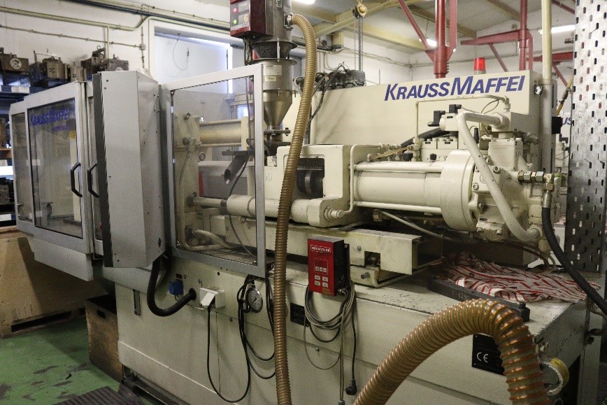 Presse à injecter Krauss Maffei 80 - 390 C1 Exaprime