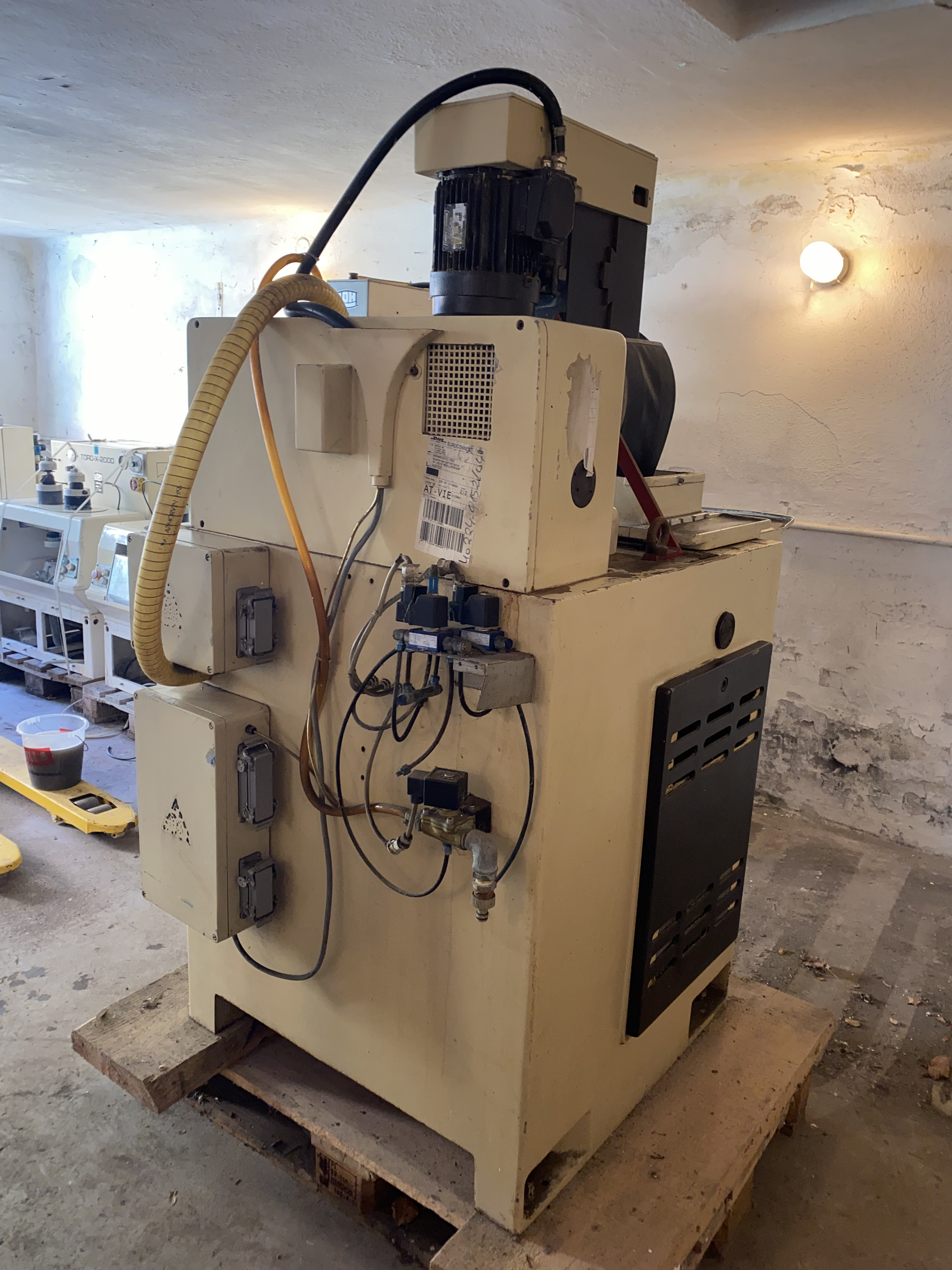 Machine pharmaceutique / chimique LOH Tormomatic X2000