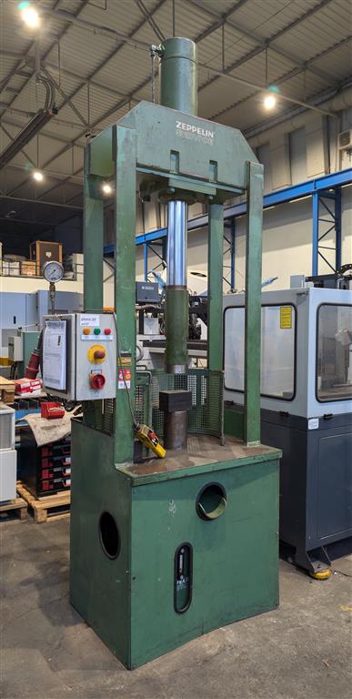Presse hydraulique Zeppelin 60 t