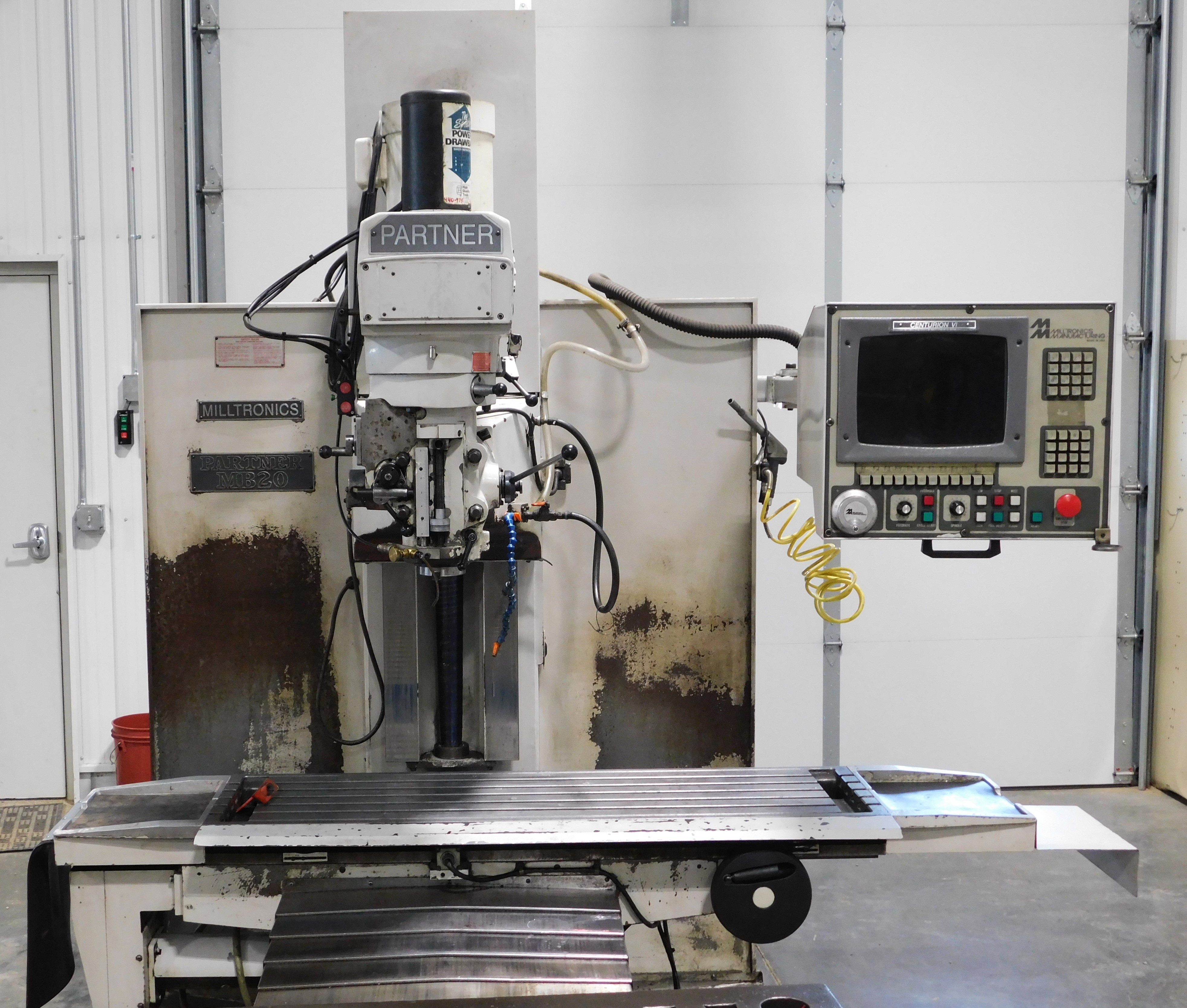 Machine de fraisage Lit CNC Milltronics MB20A