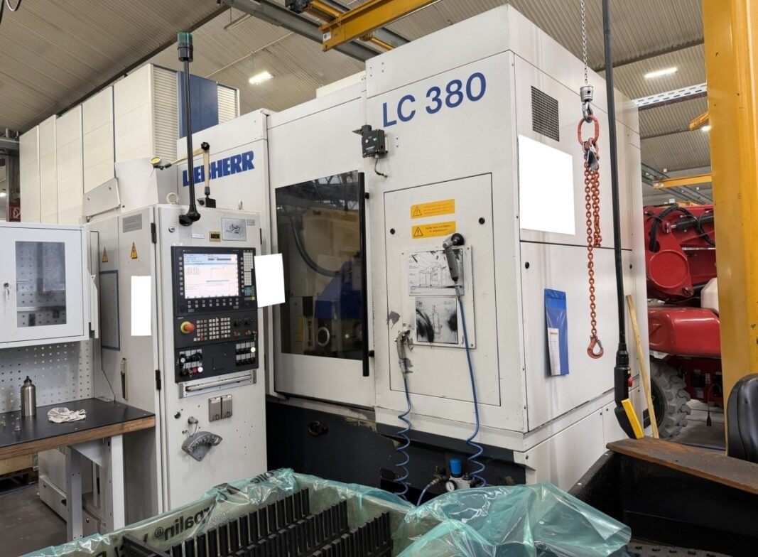 Tailleuse d’engrenages à fraise-mère CNC LIEBHERR LC380