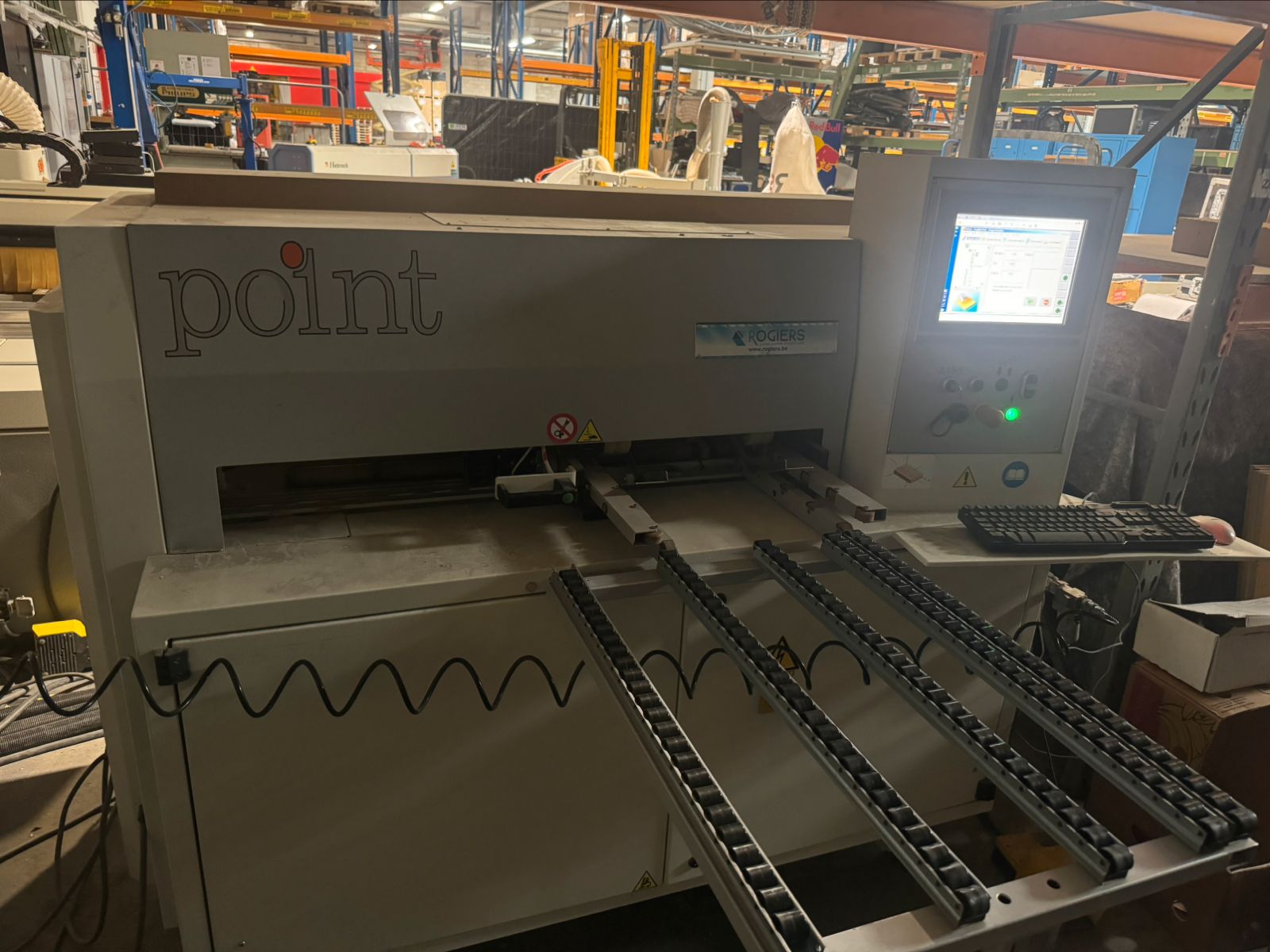Centre d’usinage CNC Vitap Point 1 pour la fabrication de meubles