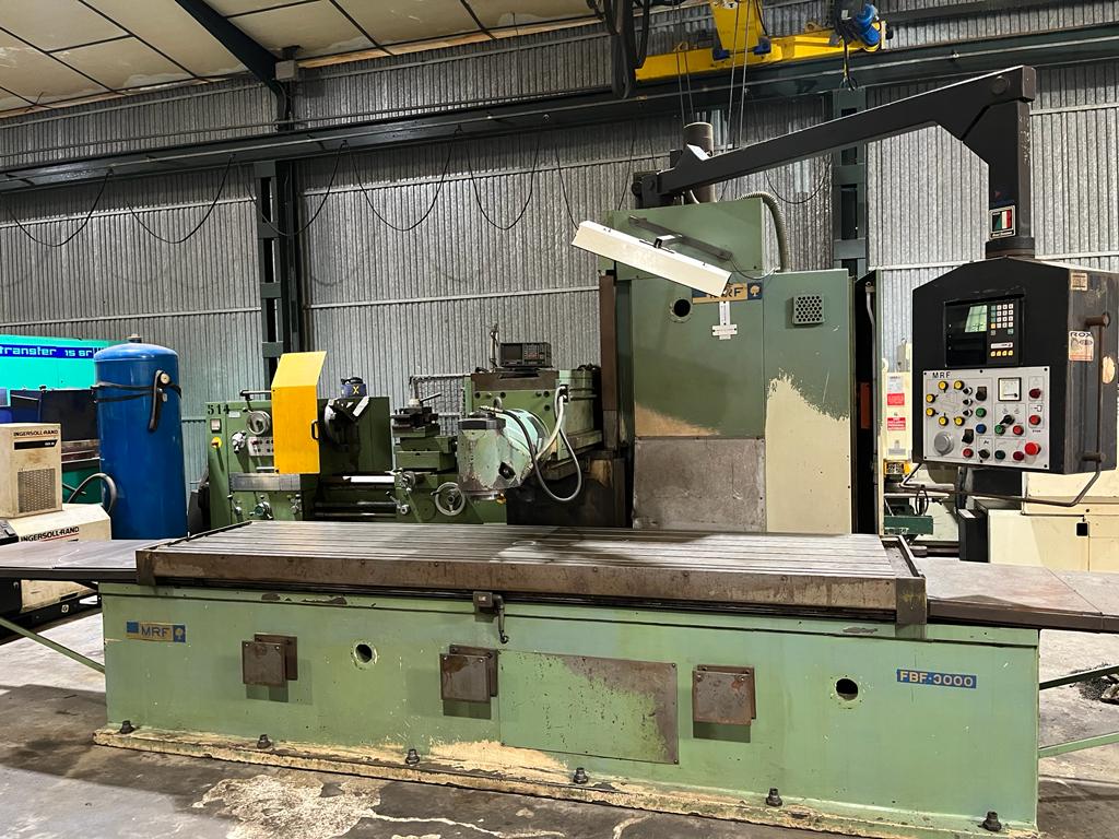 Fraiseuse cnc à banc fixe MRF FBF-3000