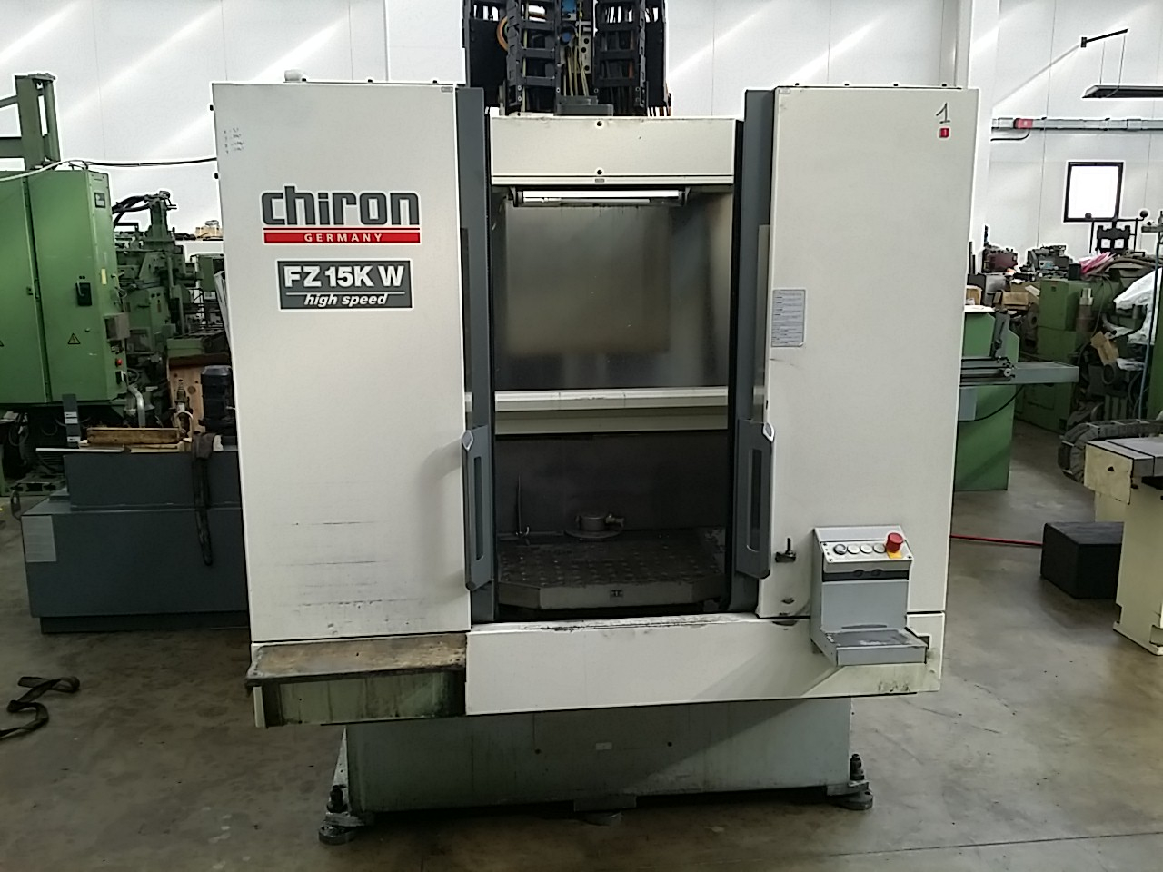 Used CHIRON FZ15KW vertical high speed machining centers - HSC