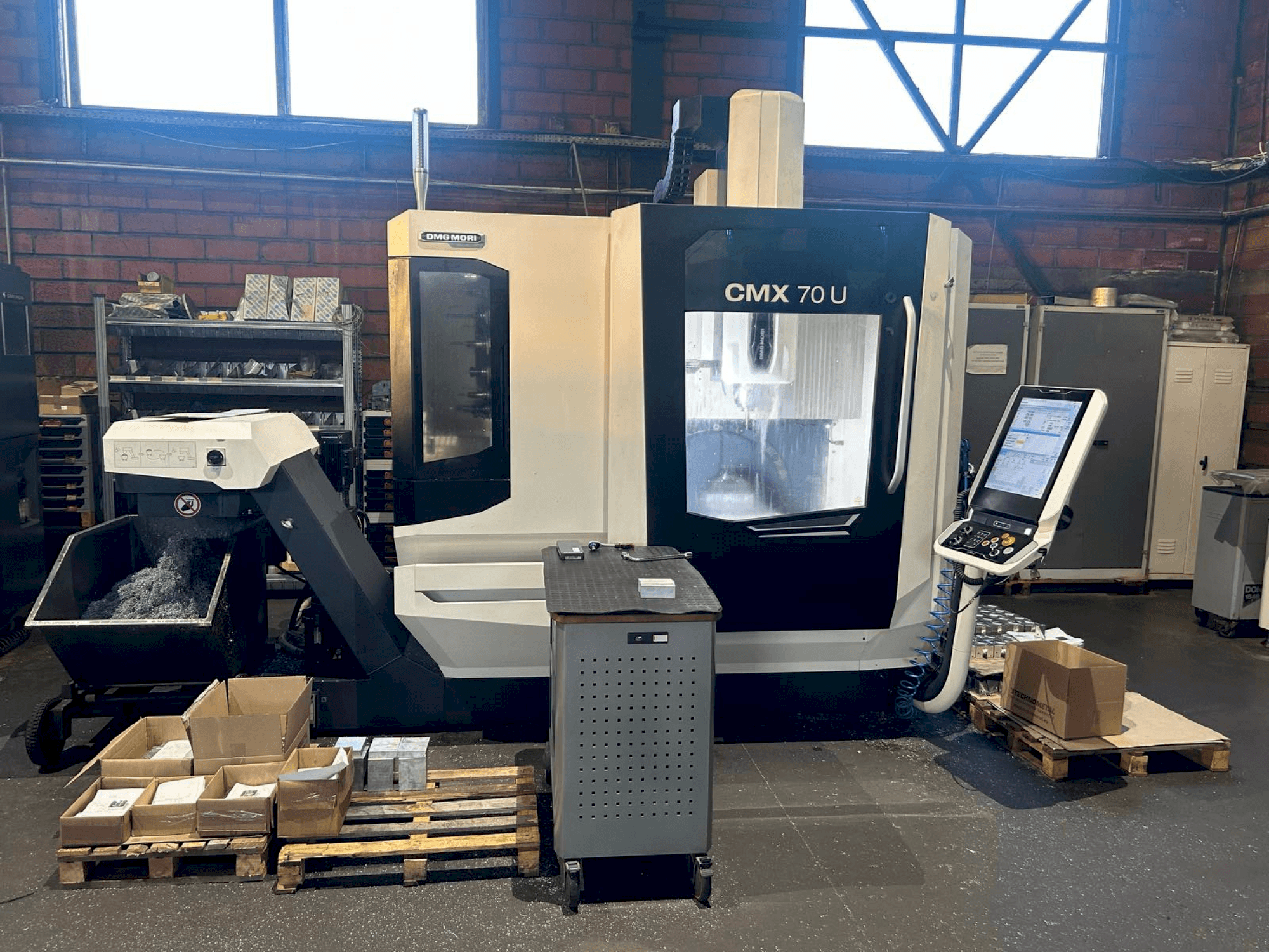 Centre d'usinage 5 axes MIKRON UCP 600